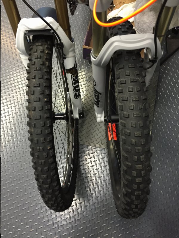 27.5 x 3.0 mtb tires