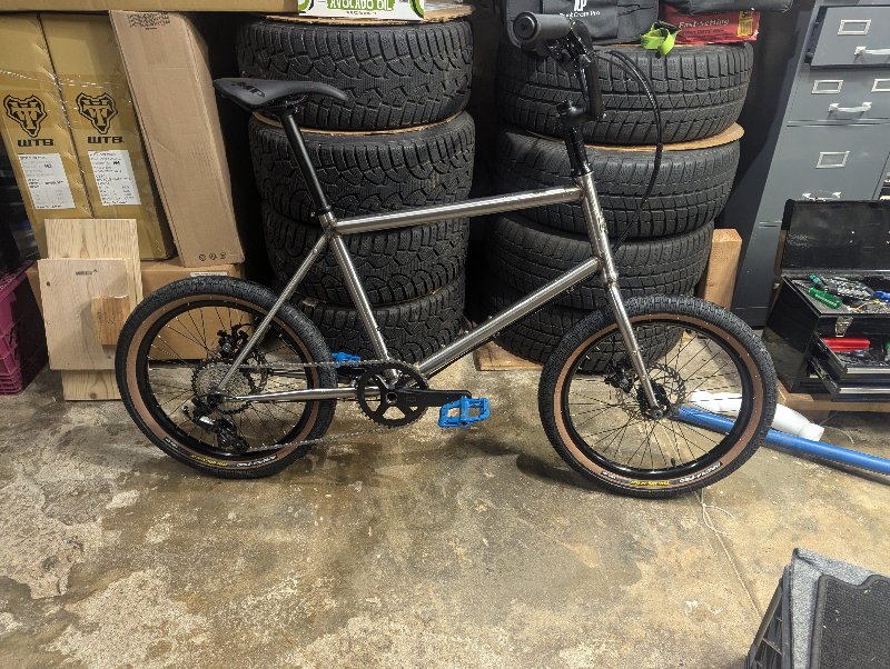 mini_velo_06_22_01.jpg